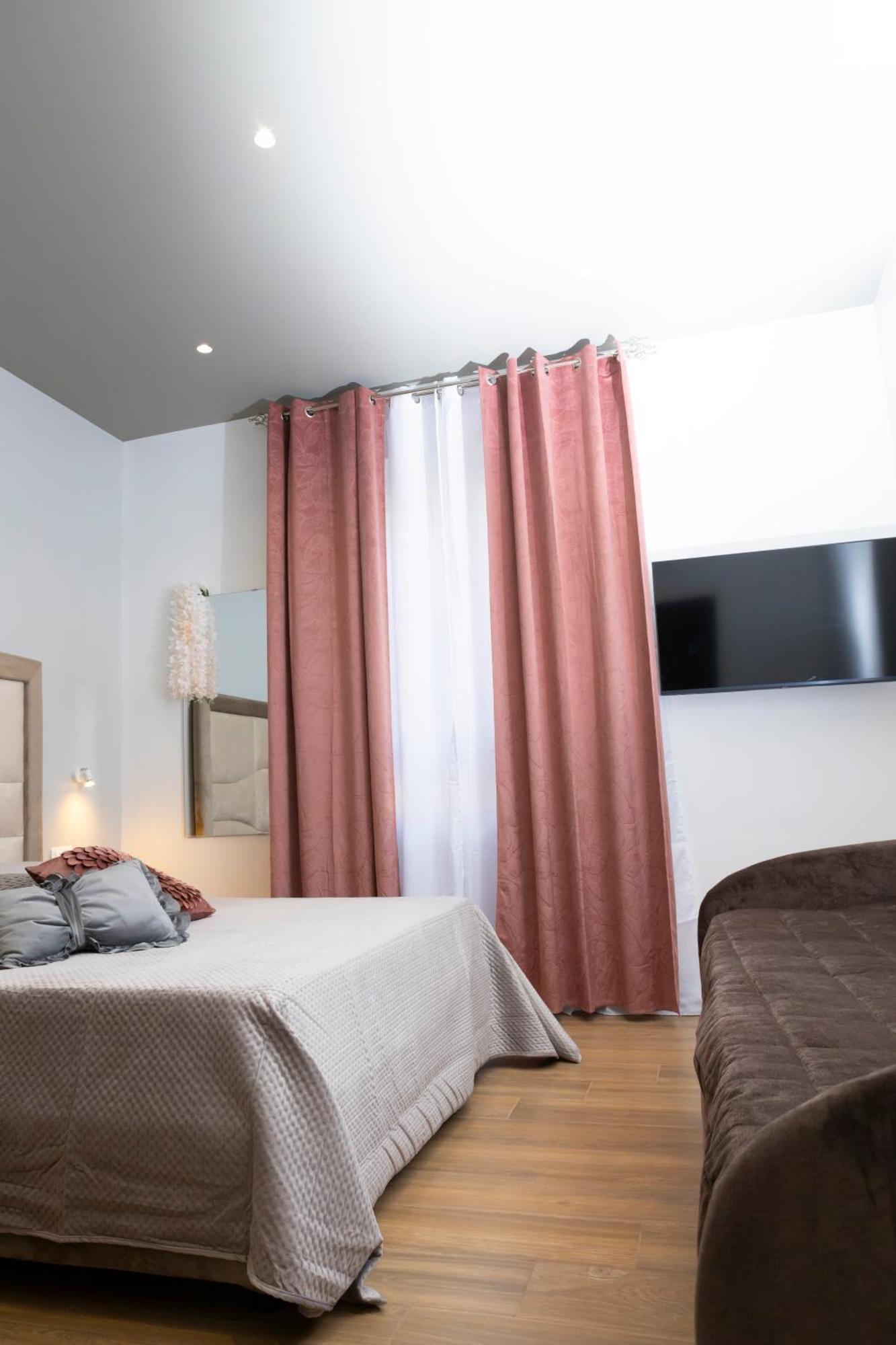 נאפולי Alleria Rooms מראה חיצוני תמונה